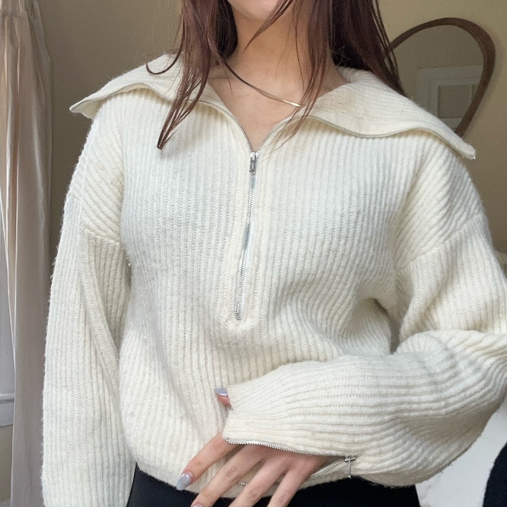 FOR LOVE & LEMONS RYAN RIBBED SWEATER - XS - Picture 3 of 5